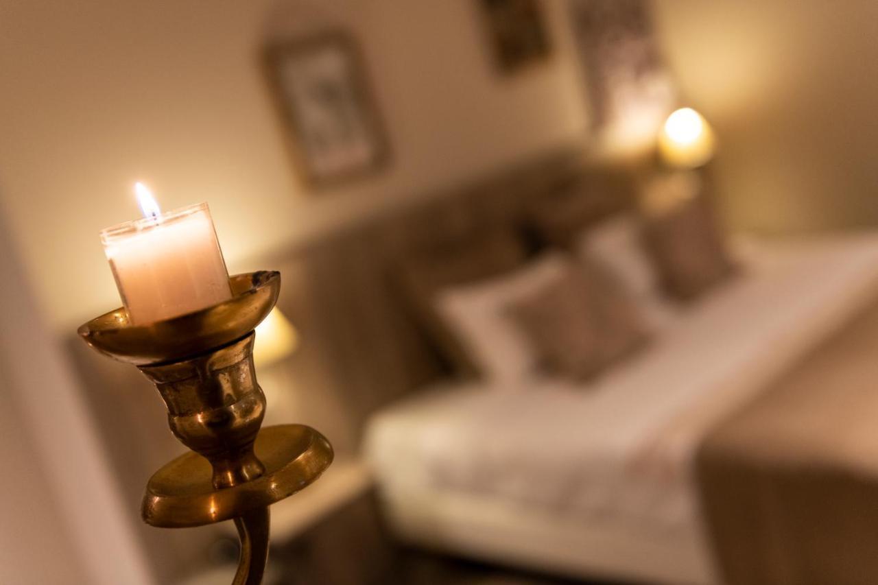 Hotel De La Tour Melen エクステリア 写真